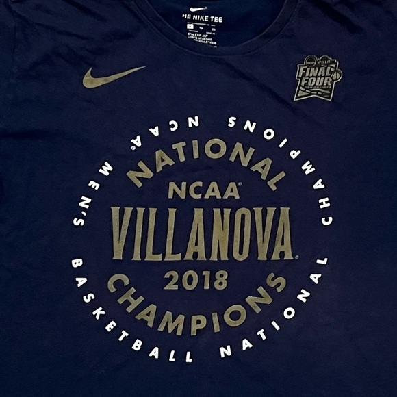 Villanova University Wildcats 2018 National Champions Basketball Sport Tshirt - Picture 2 of 3